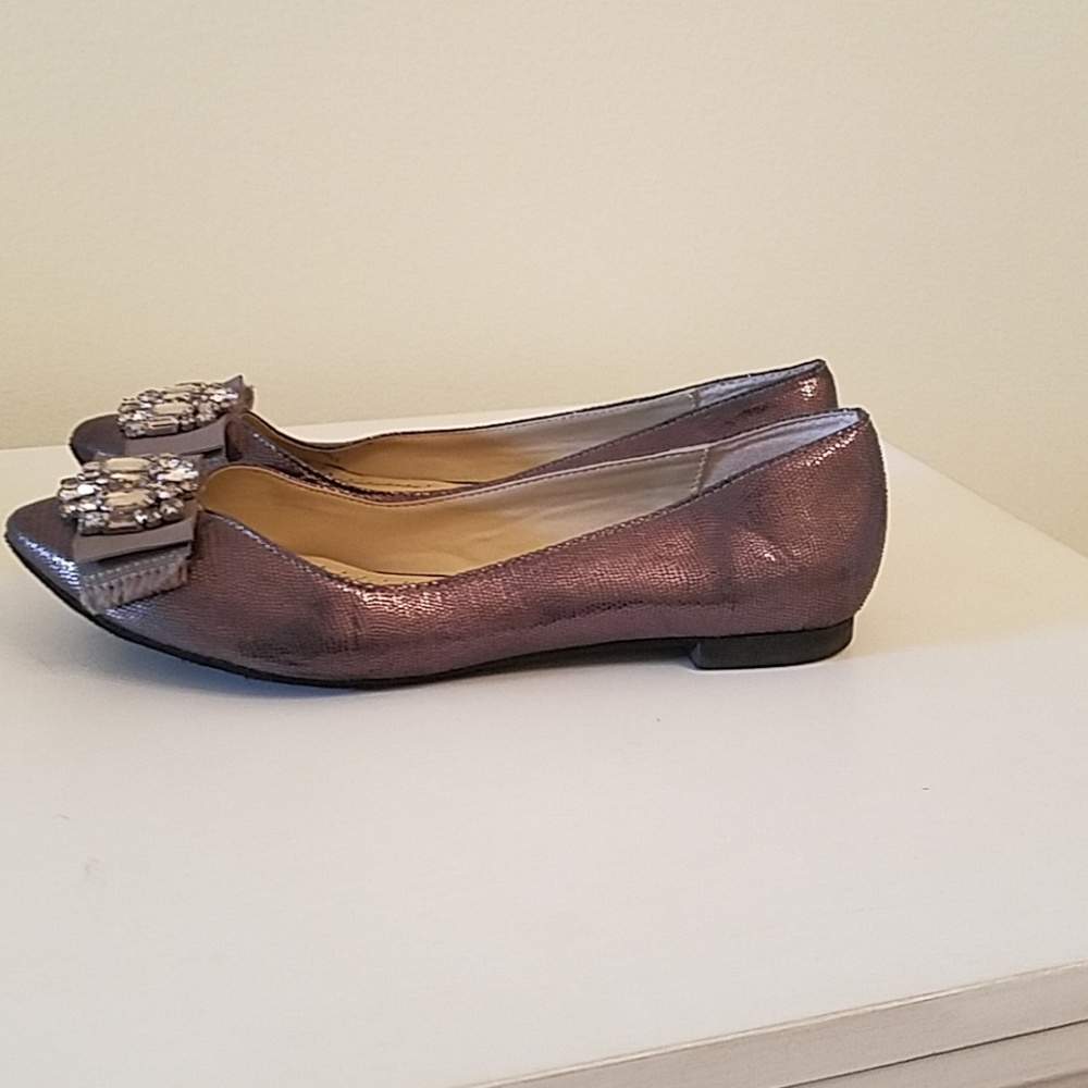 Adrienne Vittadini flats